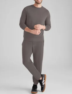 Luxe Traveler Knit Long Sleeve Crew Neck