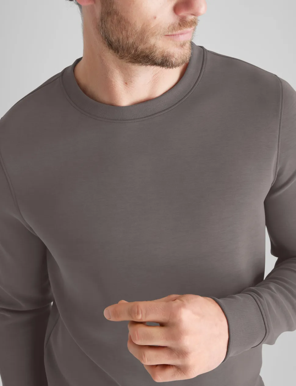 Luxe Traveler Knit Long Sleeve Crew Neck