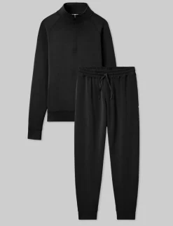 Luxe Traveler Knit Quarter Zip