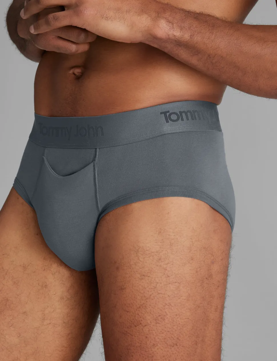 Second Skin Brief