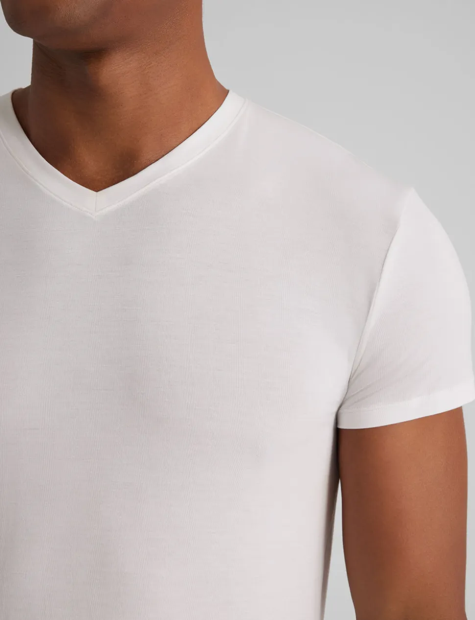Second Skin High V-Neck Modern Fit Undershirt