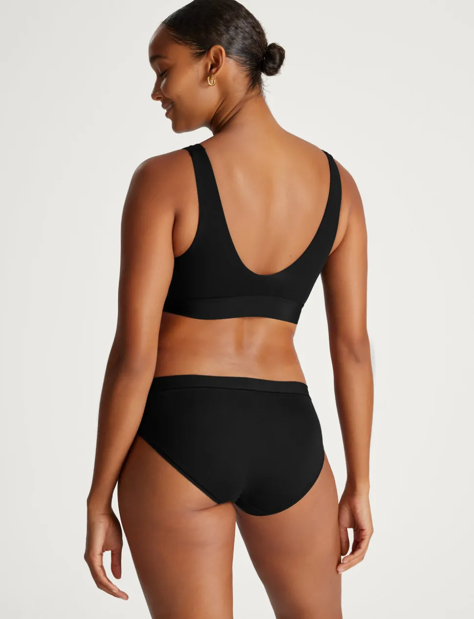 Second Skin Pullover V-Neck Bra & Brief Set