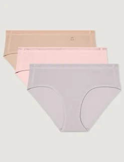Women's Air Brief