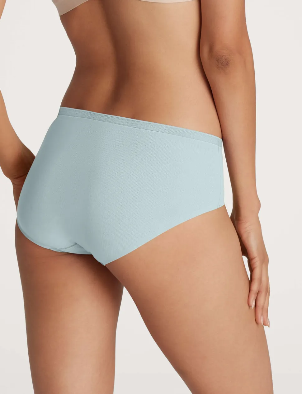 Women's Air Brief