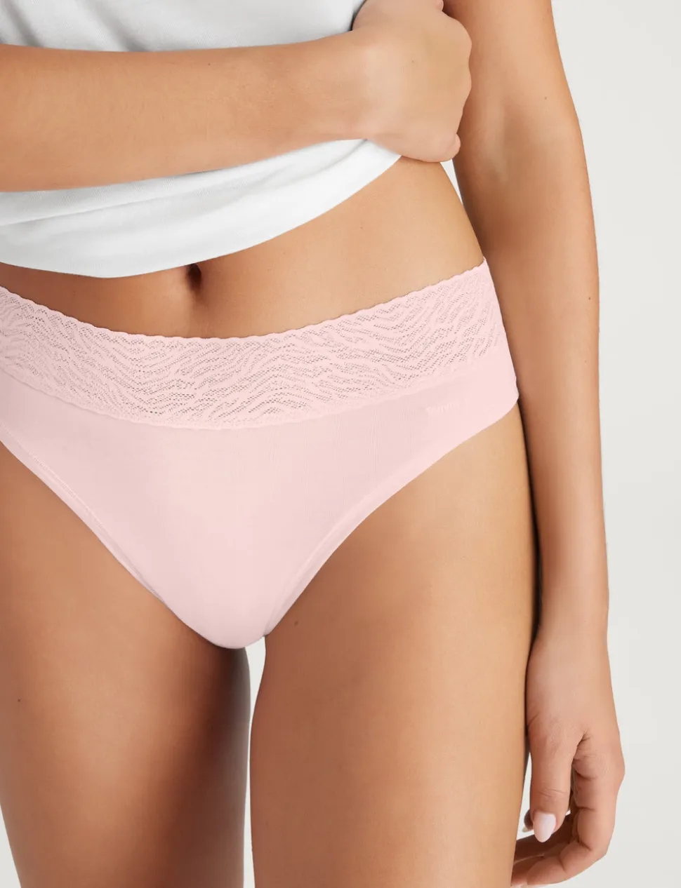 Women's Cool Cotton Thong, Lace Waist (3-Pack)