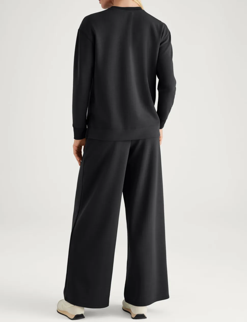 Women's Luxe Traveler Knit Long Sleeve Crew & Pant Set