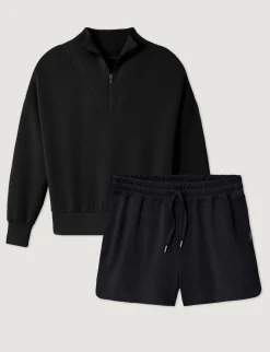 Women's Luxe Traveler Knit Mid-Rise Short