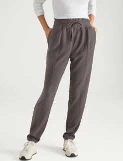 Women's Luxe Traveler Knit Quarter Zip & Jogger Set