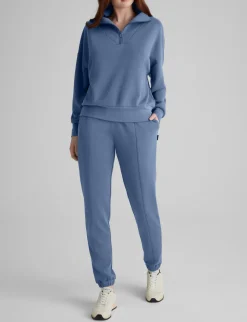 Women’s Luxe Traveler Knit Quarter-Zip