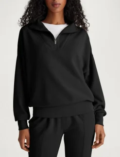 Women's Luxe Traveler Knit Short