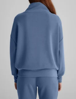 Women's Luxe Traveler Knit Short