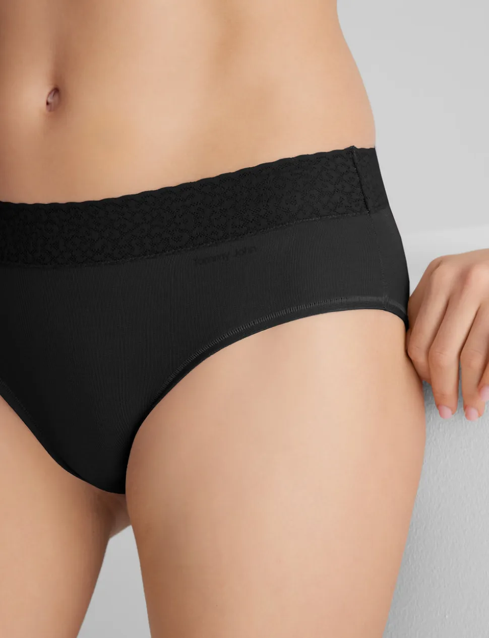 Women's Second Skin Brief, Lace Waist