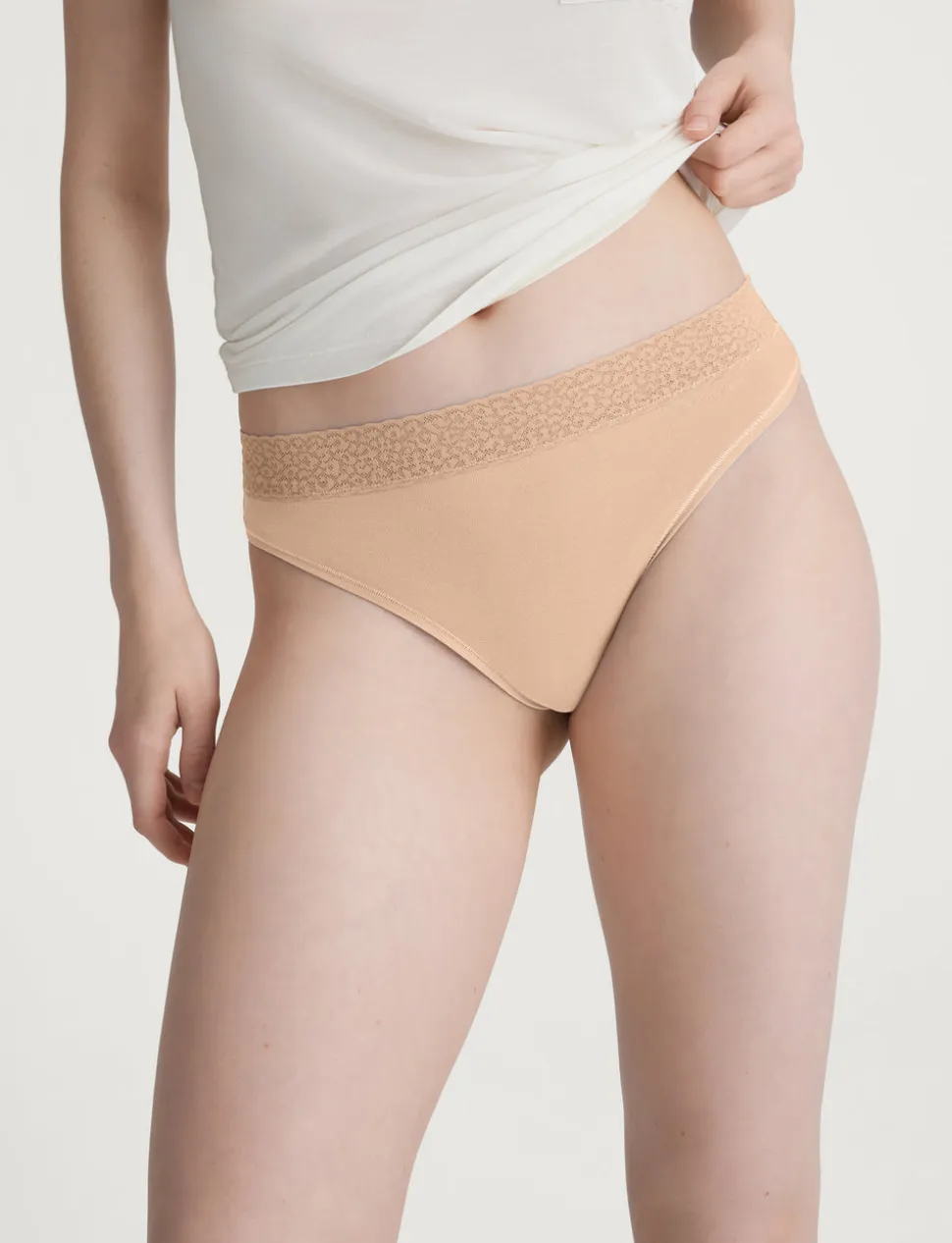 Women's Second Skin Thong, Lace Waist